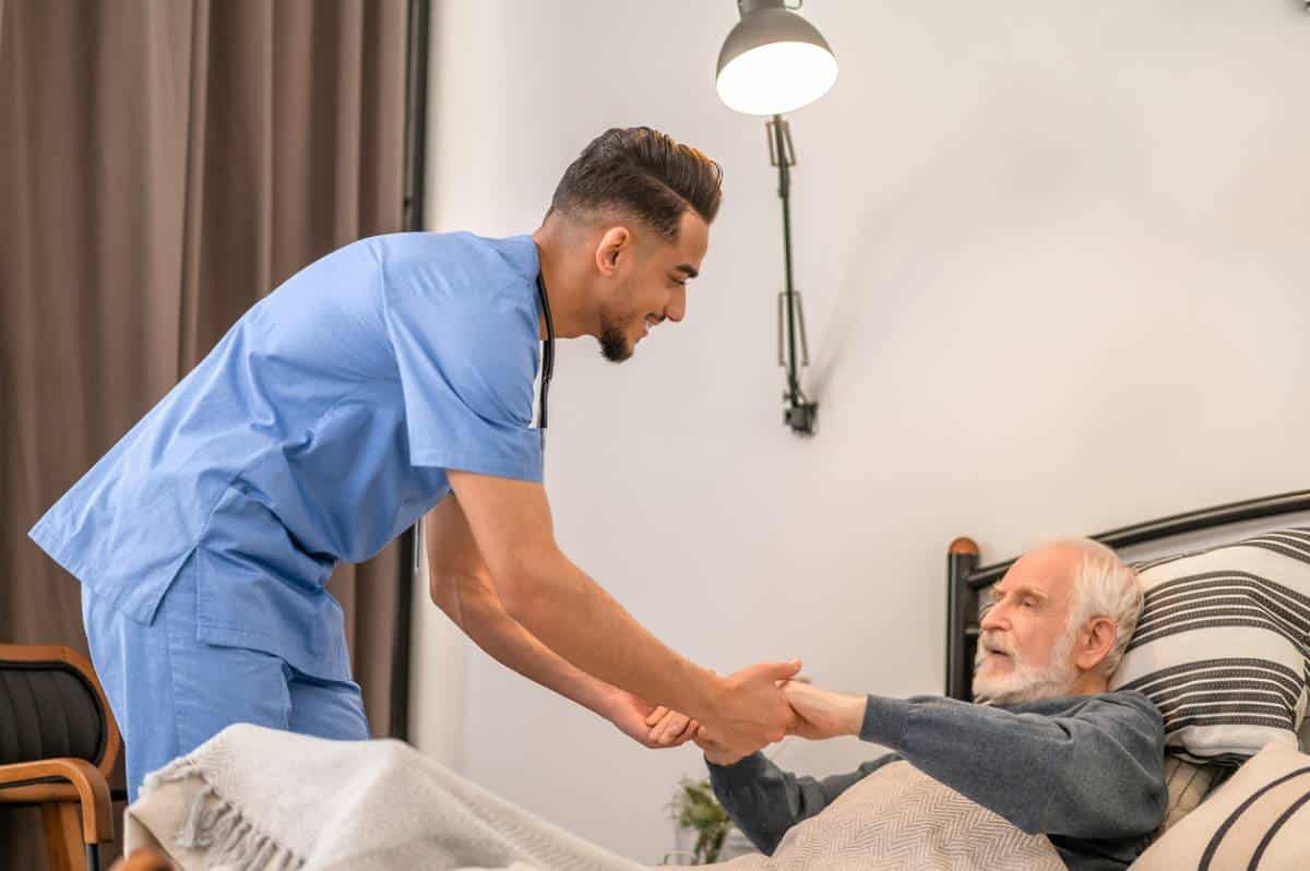 Aide Domicile Quelles Sont Les Missions D un Auxiliaire De Vie Aide Domicile Quelles Sont Les Missions D un Auxiliaire De Vie