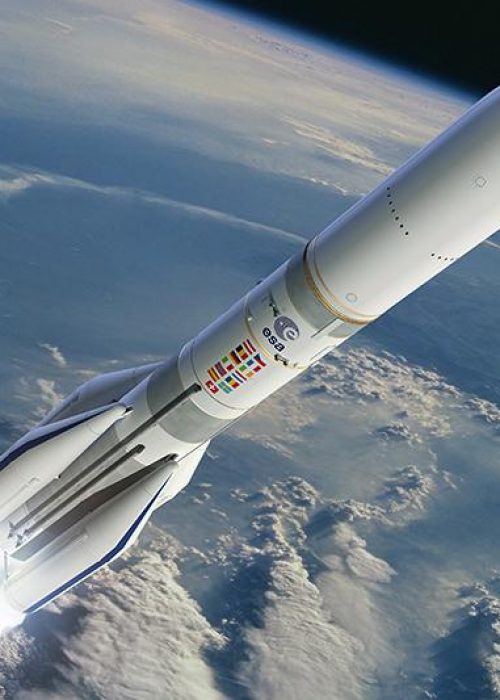 Chez Thales recrutement parler du transmetteur de la fusée Ariane